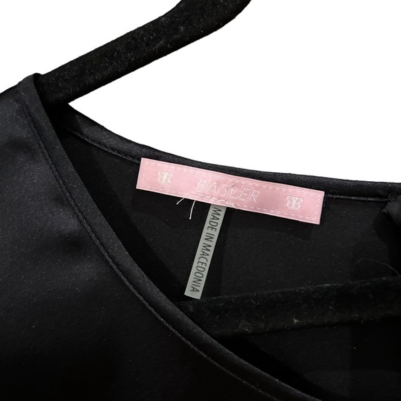 Basler Silk Zipper Back Tank - Picture 5 of 7